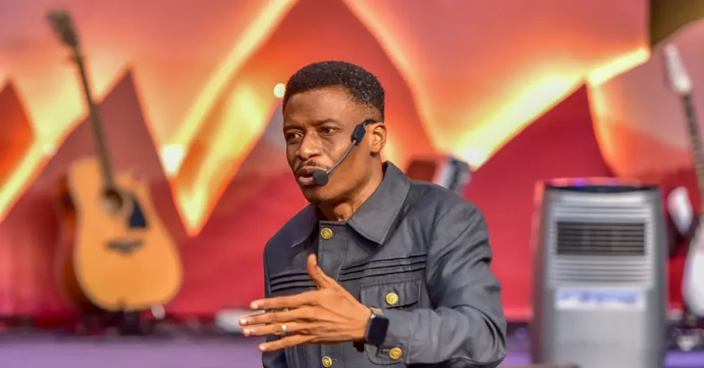 The Declaration of The Father's Name and The Manifestation of His Love Image